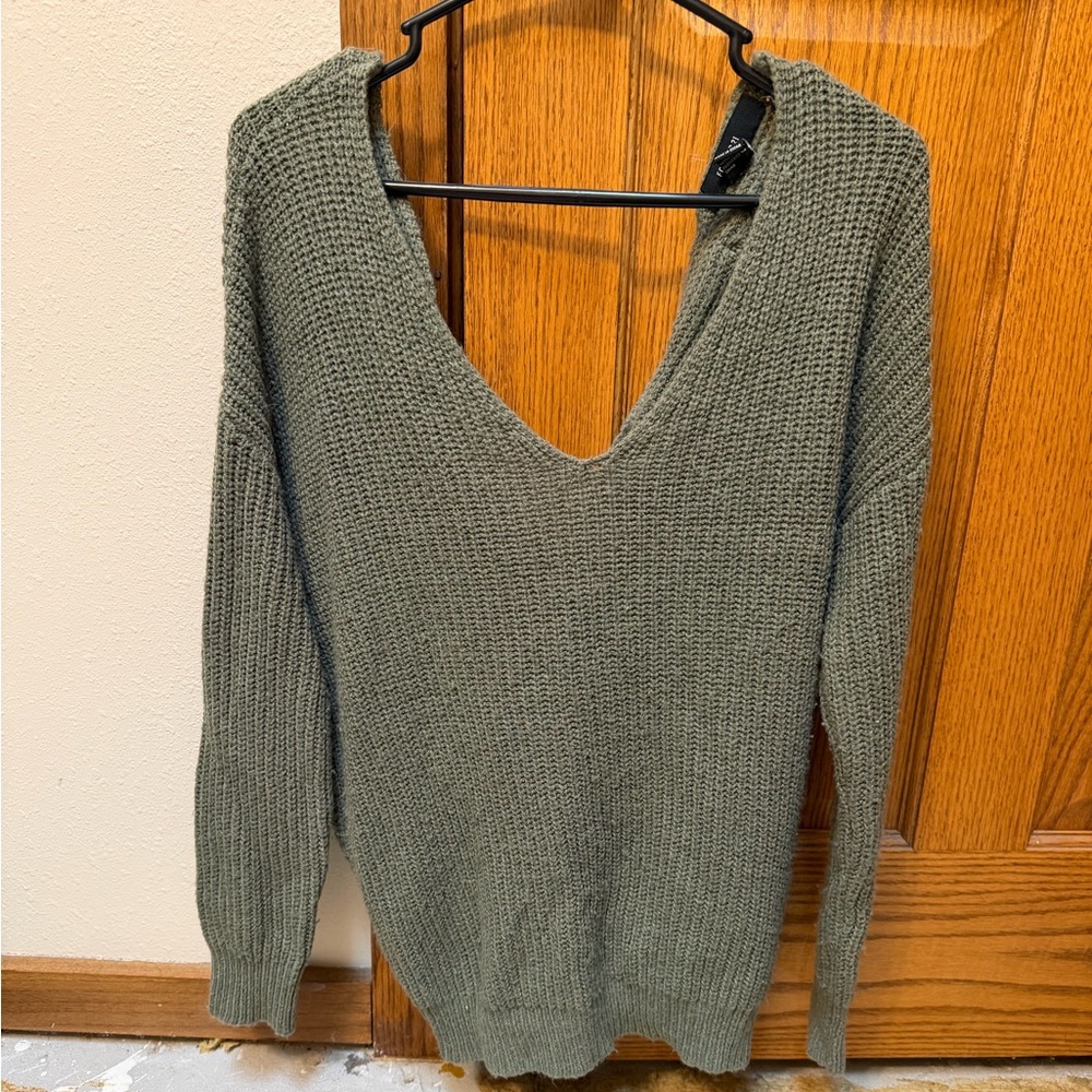 Forever 21 Deep V-Neck Sweater in Olive